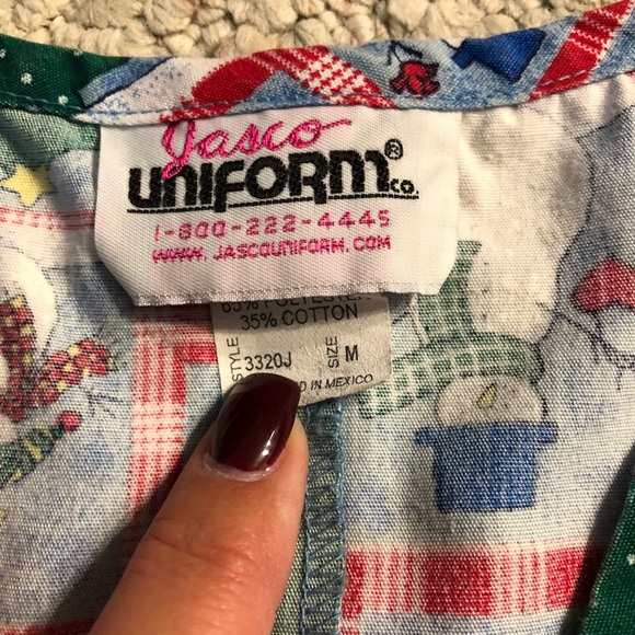 Scrub top. - Picture 2 of 2